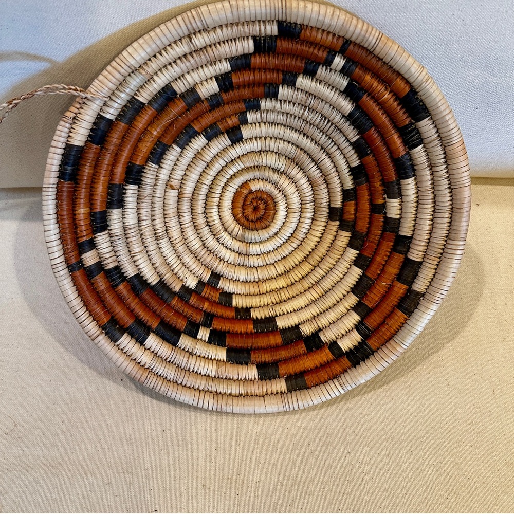 NWT Zambia, Africa Handmade Basket. Made by the Lozi people of southern Africa